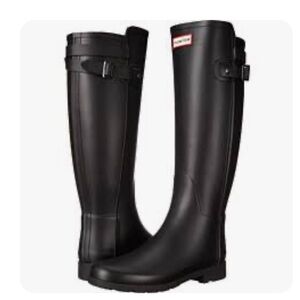 NIB Hunter Original Refined Backstrap Rain Boots, black, size 8